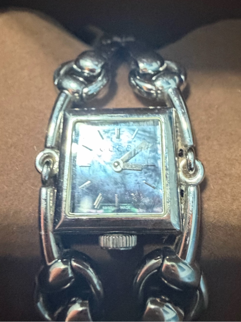 Gucci Signiora horsebit watch silver with blue mother of pearl face